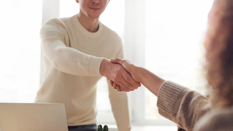English for Job Interviews: Speak with Confidence