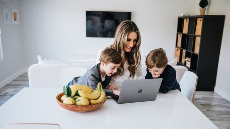 How to Work from Home with Kids During a Pandemic