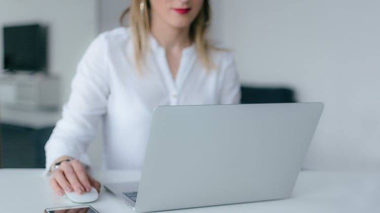 Virtual Assistant Handbook- Building VA Skills & Competence